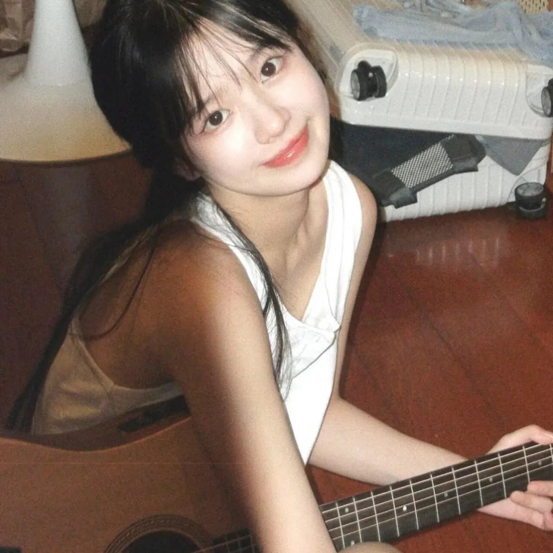 掐指一算，秦先生应是暗恋我